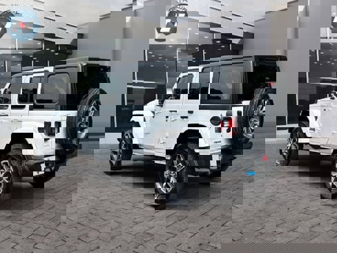 Used 2024 Jeep Wrangler Sport S image 3
