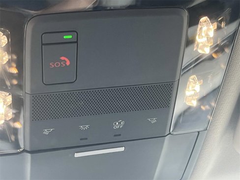New 2025 Mitsubishi Outlander SE image 29