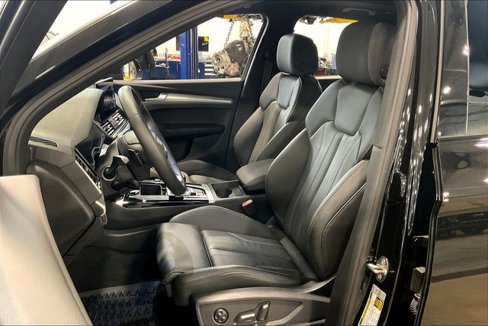 Certified 2025 Audi Q5 2.0T Premium image 25
