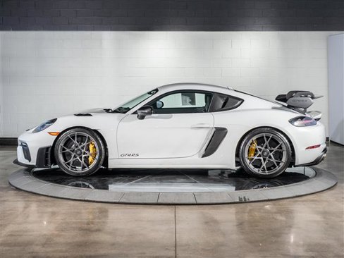 Certified 2025 Porsche 718 Cayman GT4 RS image 2