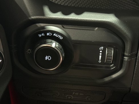 Used 2024 Jeep Wrangler Unlimited Rubicon w/ Technology Group image 35