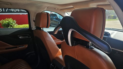 Used 2018 Jaguar F-PACE Portfolio image 31