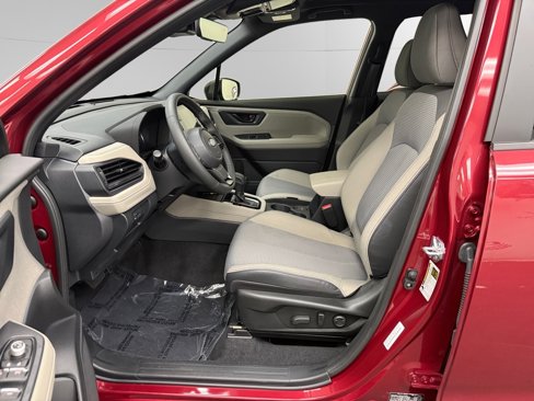 Used 2025 Subaru Forester Premium image 9