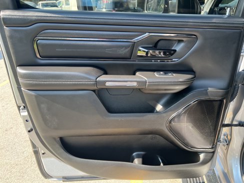 Used 2022 RAM 1500 Limited image 10