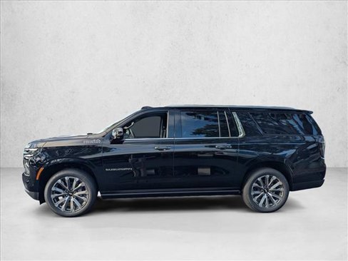 New 2026 Chevrolet Suburban High Country image 5