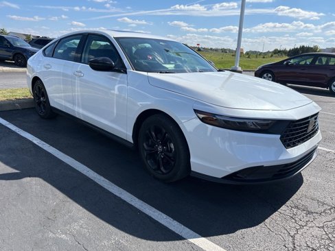 Used 2025 Honda Accord SE image 3