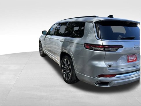 New 2025 Jeep Grand Cherokee L Overland w/ Advanced Protech Group III image 4