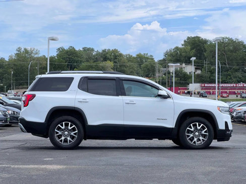 Used 2021 GMC Acadia SLE w/ Driver Convenience Package image 5