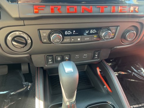 New 2025 Nissan Frontier PRO-4X w/ Pro Premium Package image 21