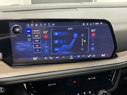 New 2025 Chevrolet Suburban High Country image 23