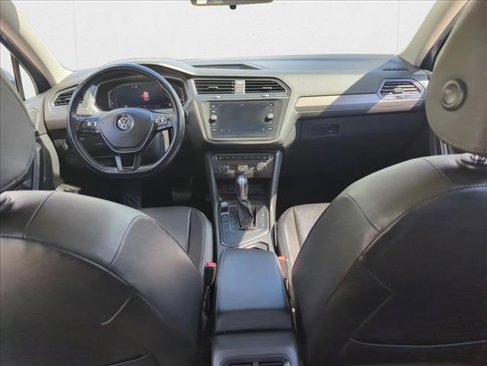Used 2019 Volkswagen Tiguan SE image 26