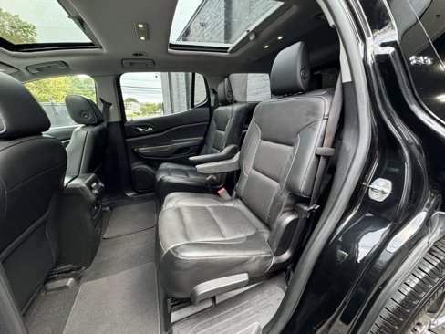 Used 2017 GMC Acadia SLT image 23