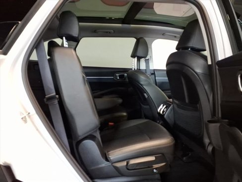 Used 2024 Kia Sorento X-Line EX image 12