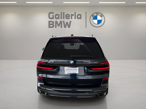 Used 2026 BMW X7 xDrive40i w/ M Sport Package image 11