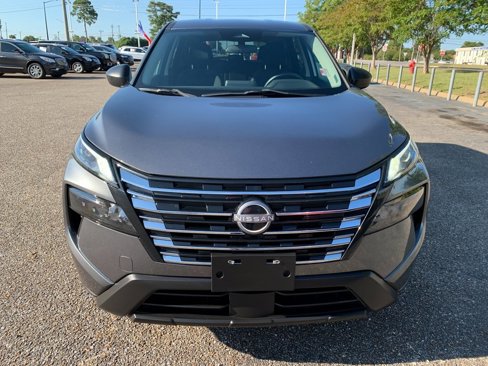 Used 2024 Nissan Rogue S image 3