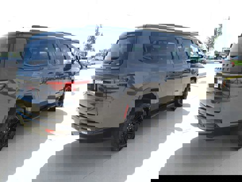 New 2024 Jeep Wagoneer L Series II w/ Convenience Group I image 6