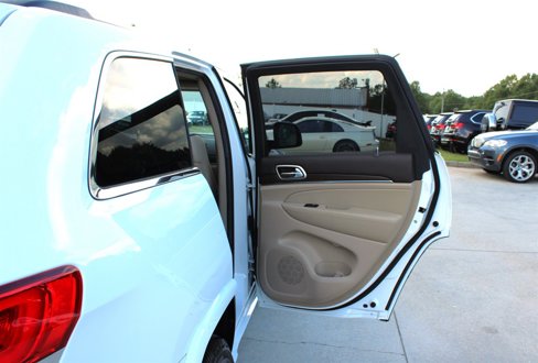 Used 2014 Jeep Grand Cherokee Overland w/ Trailer Tow Group IV image 36