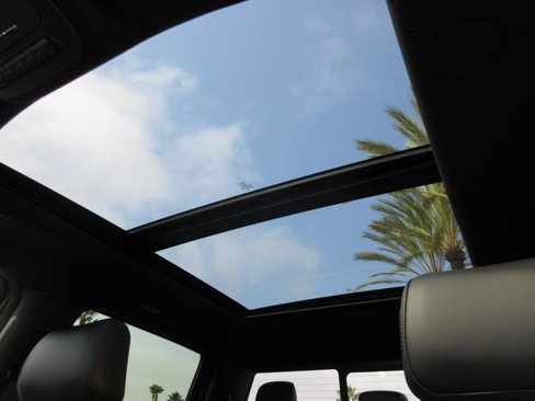 New 2025 Ford F250 Platinum w/ Tremor Off-Road Package image 24