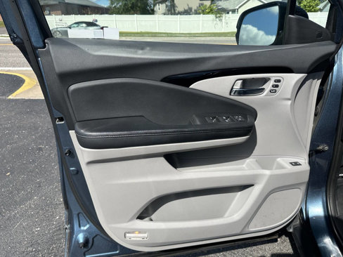 Used 2019 Honda Pilot Elite image 25