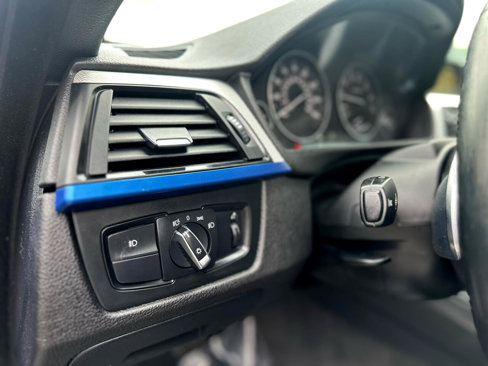 Used 2015 BMW 428i Convertible image 30