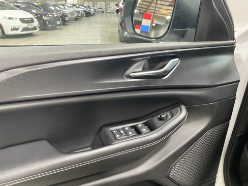 Used 2023 Jeep Grand Cherokee L Laredo image 18