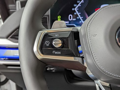 New 2026 BMW 740i xDrive image 27