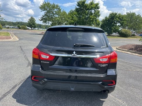 Used 2019 Mitsubishi Outlander Sport SE image 6