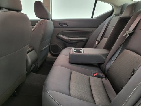 Used 2024 Nissan Altima 2.5 SV image 37