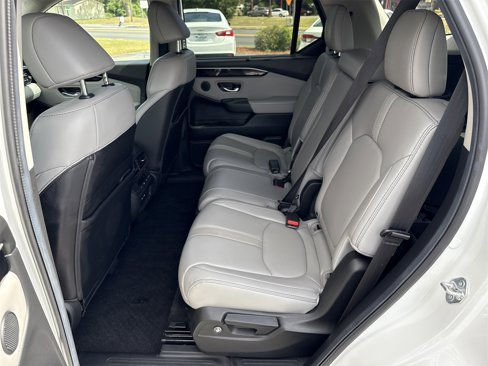 Used 2024 Honda Pilot EX-L image 10