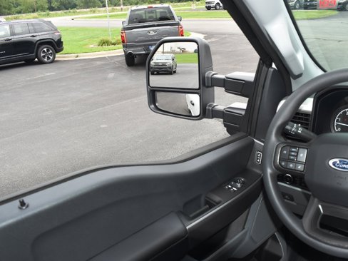 New 2025 Ford F250 XLT w/ 360-Degree Camera Package image 17