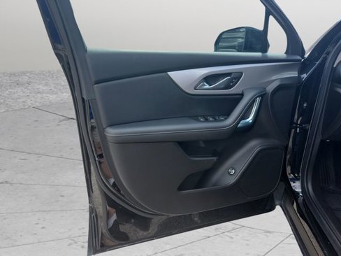 Certified 2023 Chevrolet Blazer LT w/ Convenience Package image 33