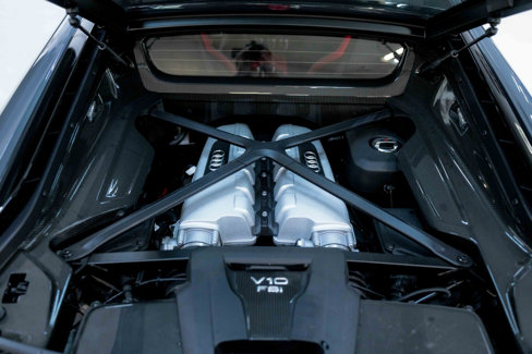 Used 2022 Audi R8 V10 w/ Premium Package image 67