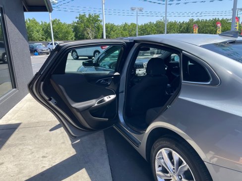 Used 2023 Chevrolet Malibu LT image 11