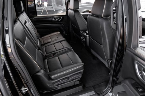Used 2022 GMC Yukon XL SLT w/ SLT Luxury Package image 38