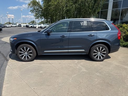 Certified 2025 Volvo XC90 B6 Plus image 2