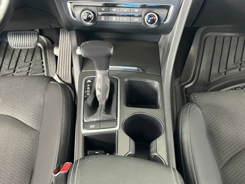 Used 2018 Kia Optima S w/ Panoramic Sunroof Package image 38