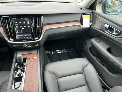 New 2026 Volvo V60 B5 Cross Country Plus w/ Climate Package image 18
