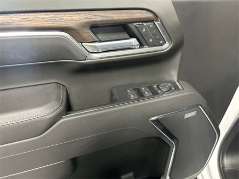 New 2026 GMC Sierra 1500 SLT w/ SLT Premium Package image 15