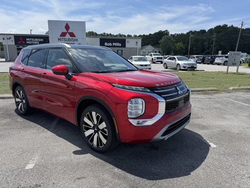 New 2025 Mitsubishi Outlander SEL image 9