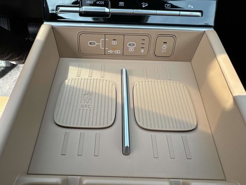 New 2025 Hyundai Santa Fe Limited image 6