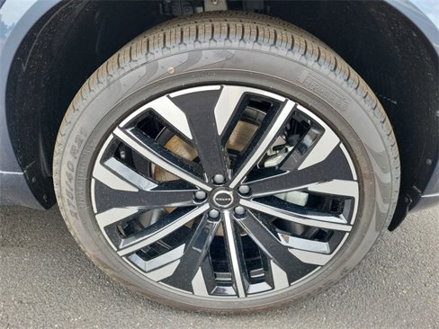 New 2026 Volvo XC90 B5 Plus image 20