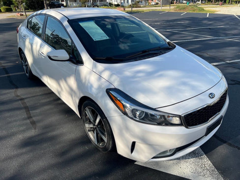 Used 2017 Kia Forte EX image 3