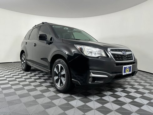Used 2017 Subaru Forester 2.5i Premium image 6