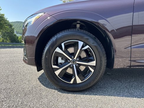 New 2026 Volvo XC60 B5 Core w/ Protection Package Premier image 8