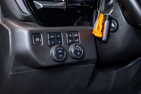 Used 2024 Chevrolet Silverado 1500 LTZ image 21
