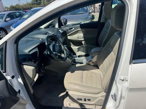 Used 2015 Ford C-MAX Energi SEL w/ Equipment Group 303A image 8