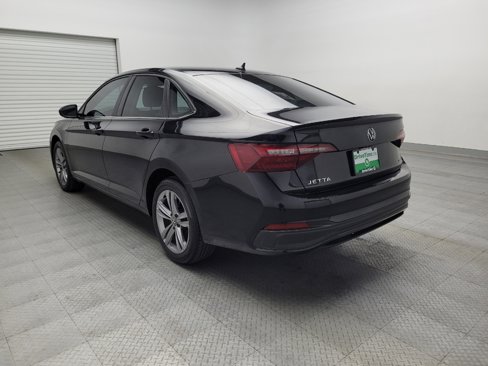 Used 2023 Volkswagen Jetta SE image 5