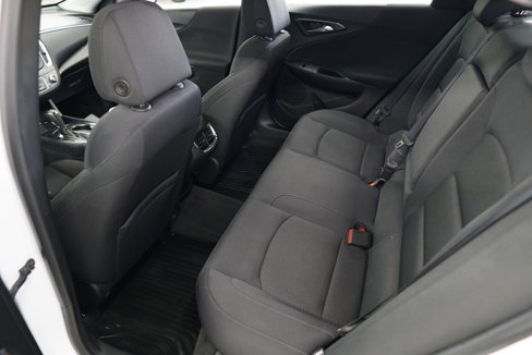 Used 2016 Chevrolet Malibu LT image 33