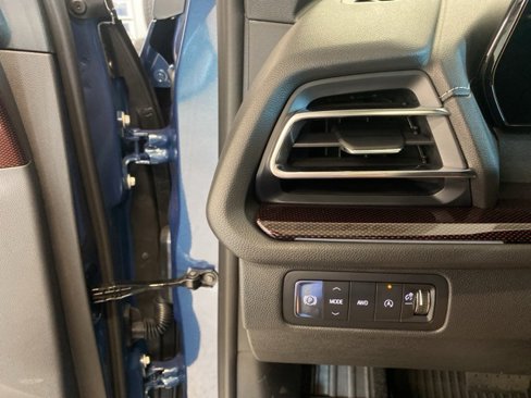 New 2026 Chevrolet Traverse Z71 w/ Enhanced Driving Package image 12