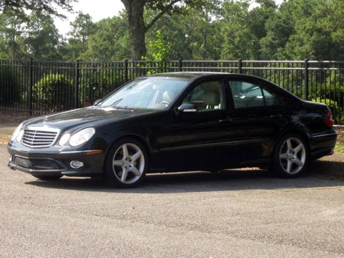 Used 2009 Mercedes-Benz E 350 Sedan image 26
